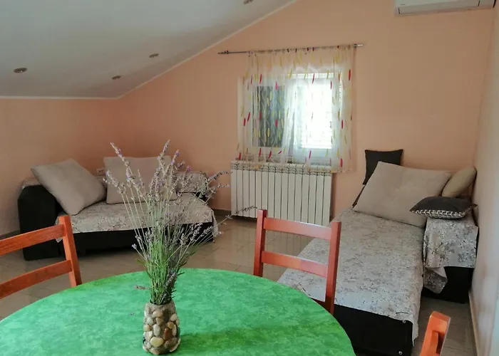 With Parking Space Drazice, Rijeka - 24985 *